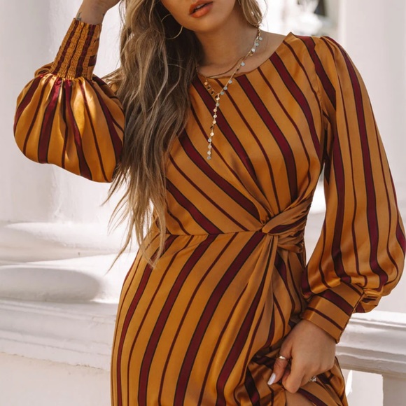 Skies Are Blue NWT Jiya Satin Striped Twist Front Maxi Dress Size Large - Picture 4 of 16